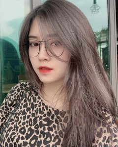 CEO tài năng Thủy Tiên